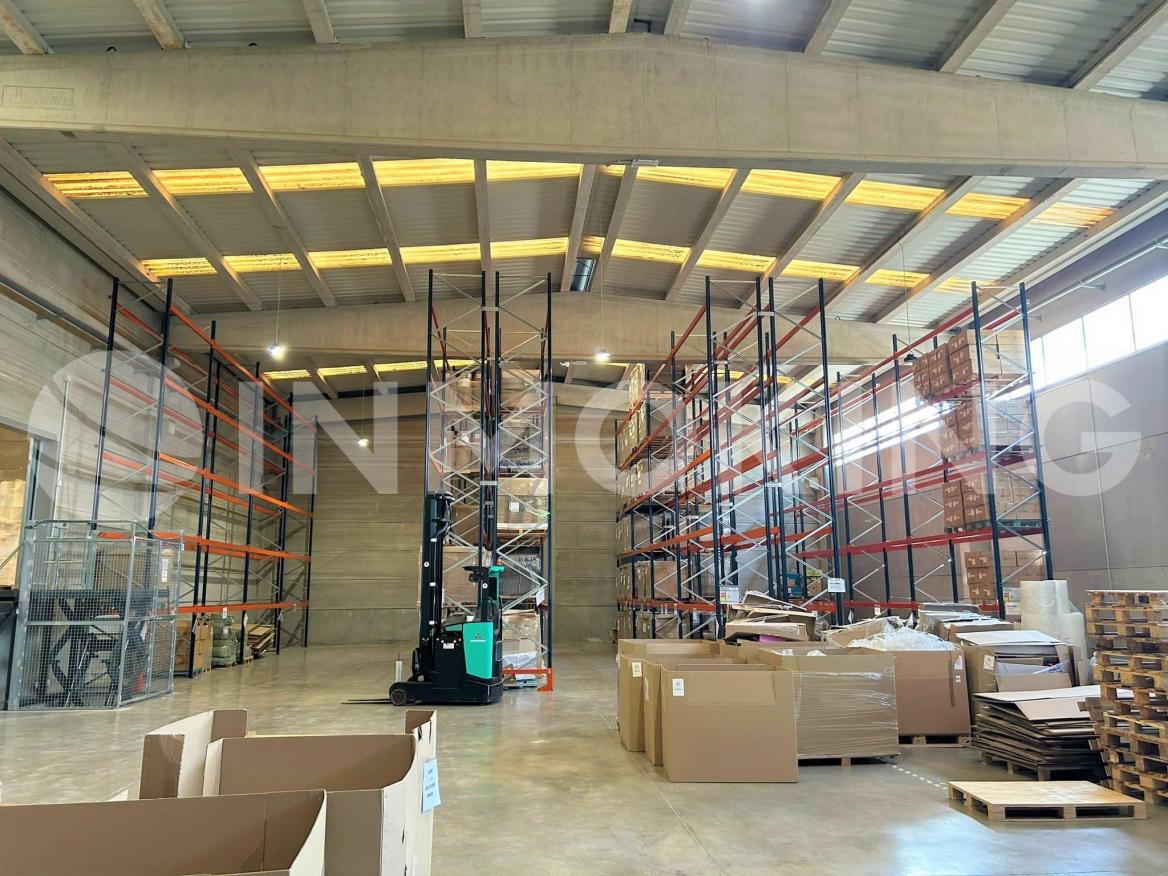 Foto de la propiedad Nave industrial en alquiler, P.E Táctica, Paterna